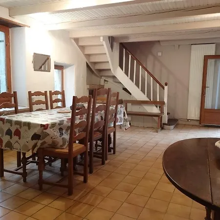 Holiday home Du Coq A L'ane